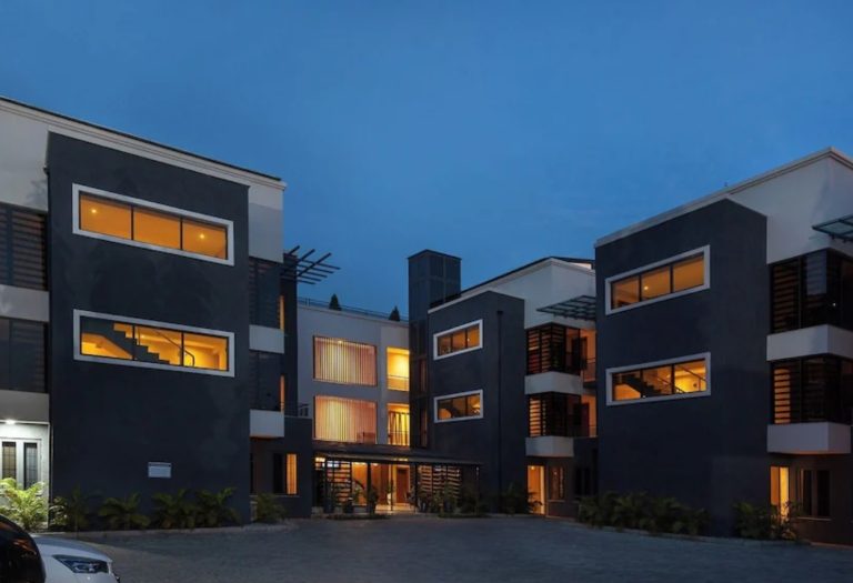 Luxury 3-Bedroom Apartment with BQ in Ikoyi, Lagos ₦25,000,000/Year
